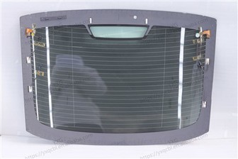 FORD FOCUS 2019 กระจกบังลมหลัง OEM